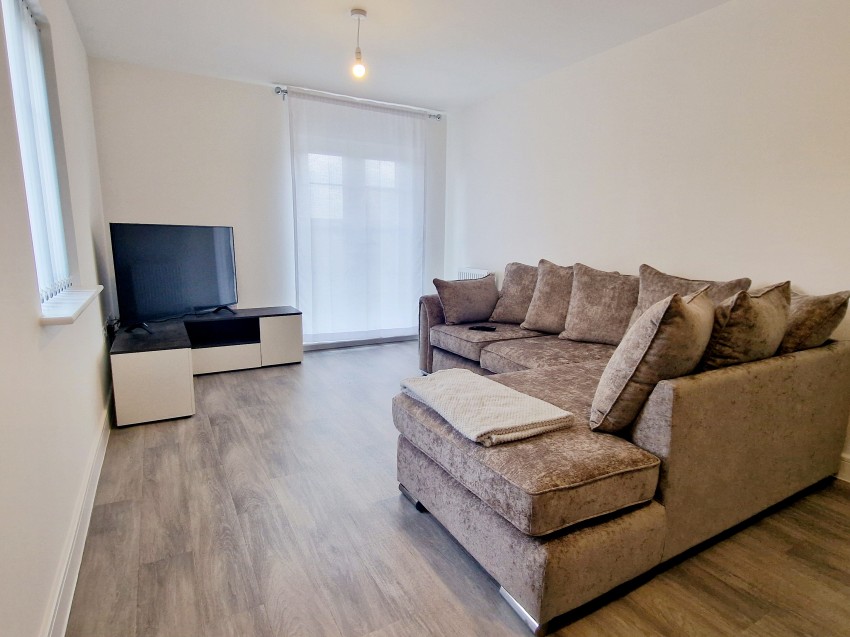 Images for Cornwell Avenue, Crawley
